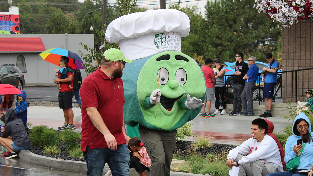 Pea mascot at the Lentil Festival